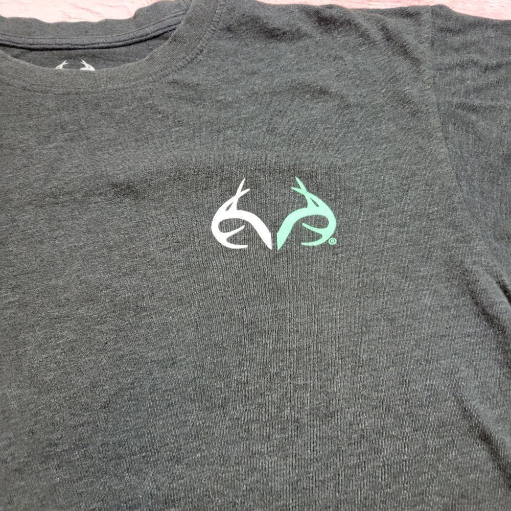 Realtree tshirt M - Picture 3 of 5